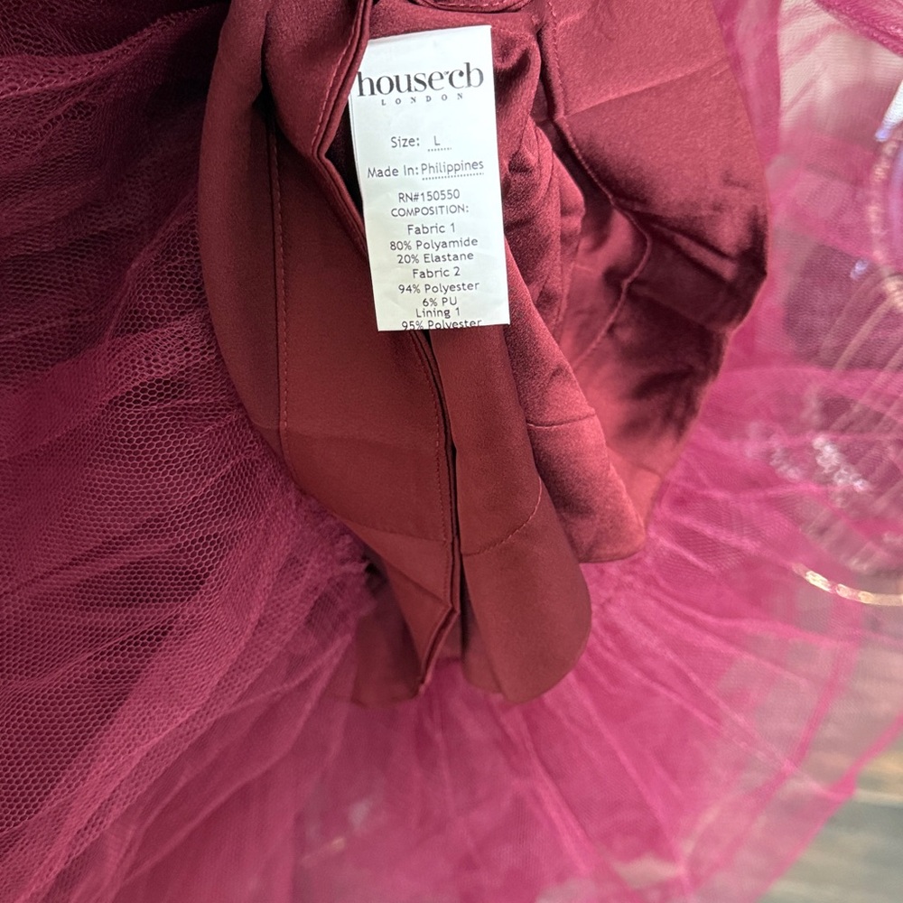 HOUSE OF CB 'Countess' Cabernet Tulle Midi Dress NWOT - Picture 7 of 7